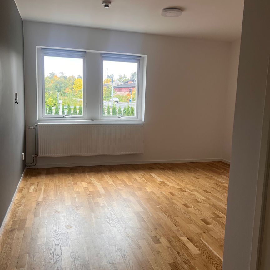 Domherrevägen, Sollentuna - Foto 1