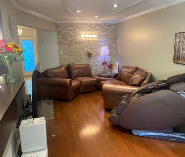 For Lease - 35 Moonlight Lane, Richmond Hill, Ontario - Photo 1