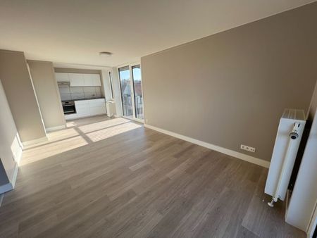 --- NIEUW --- Volledig vernieuwd 1-slaapkamerappartement + autostaanplaats & berging - Foto 5