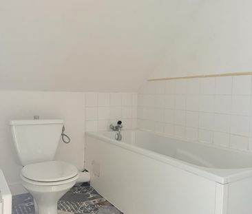 Location Appartement 2 pièces 32m² DECIZE 58300 - Photo 3