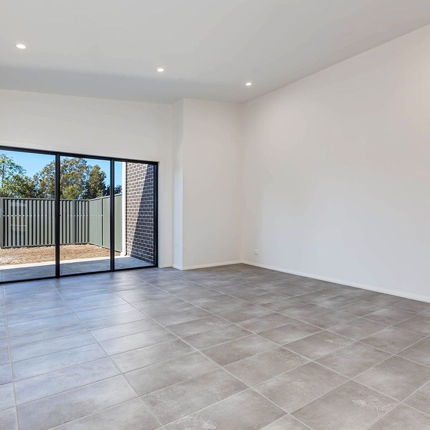 As New Family Home - Photo 1