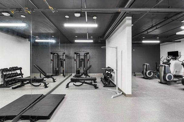 Dufferin Crossing - Photo 1