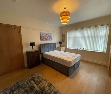 Room in a Shared House, Coleridge Road, M16 - Photo 5