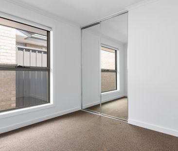 30 Maiolo Crescent - Photo 4