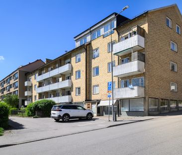 De Beschevägen, Finspång - Photo 2