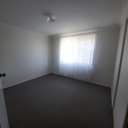 Lowset Brick Family Home - Photo 3