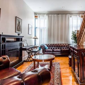 Comfortable 2bdr apartment in a historical house beatifully furnished , all incl - Photo 2