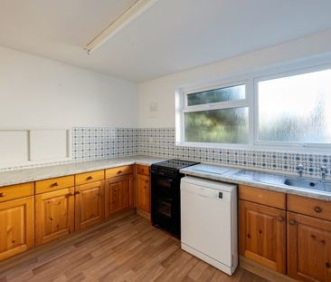 2 Bed Flat - Photo 1