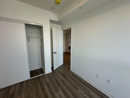 For Lease - 8 Interchange Way Unit# 5705, Vaughan, Ontario - Photo 2