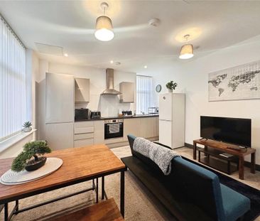 2 bedroom flat to rent - Photo 1