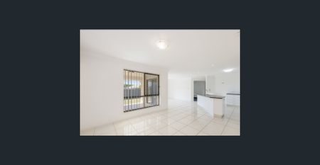 Spacious Coastal Home in Prime Bargara Location! - Photo 5