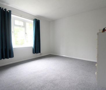 2 bedroom maisonette to rent - Photo 6