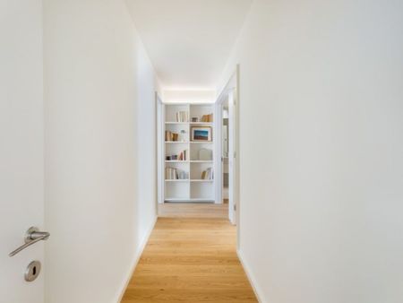 3 bedroom luxury Apartment for rent in Avenida de Roma (Sao Joao de Deus), Lisbon - Photo 3