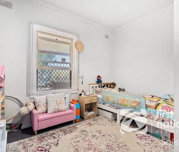 Spacious Three-Bedroom Home in Davoren Park - Photo 4