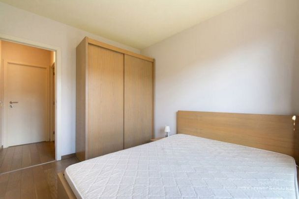 Proche de Stockel, appartement 2 chambres meublé avec terrasse - Photo 1