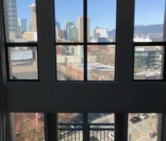 1 bed 1 bath 2-Level New York Style Loft with 16ft Ceilings and Panoramic views - Photo 1