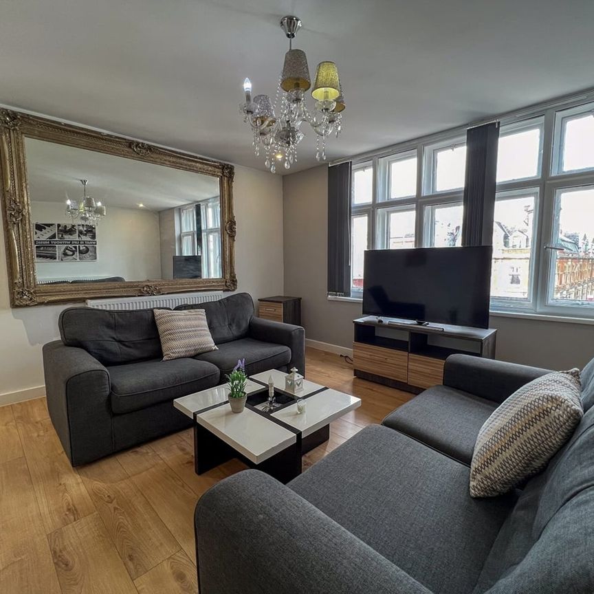 Room in a Shared Flat, The Hamptons, LE1 - Photo 1