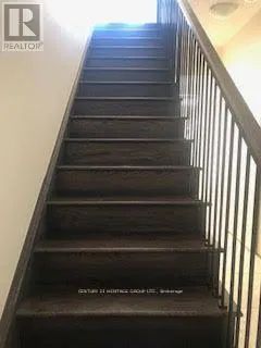 41 MONTROSE BOULEVARD - Photo 1