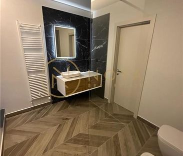 Vila de LUX cu 7 camere Iancu Nicolae Pipera - Photo 1