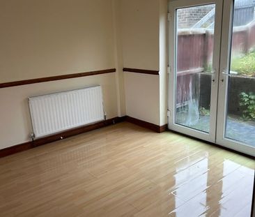 3 Bed End Terrace, Beckhill Chase, LS7 - Photo 1