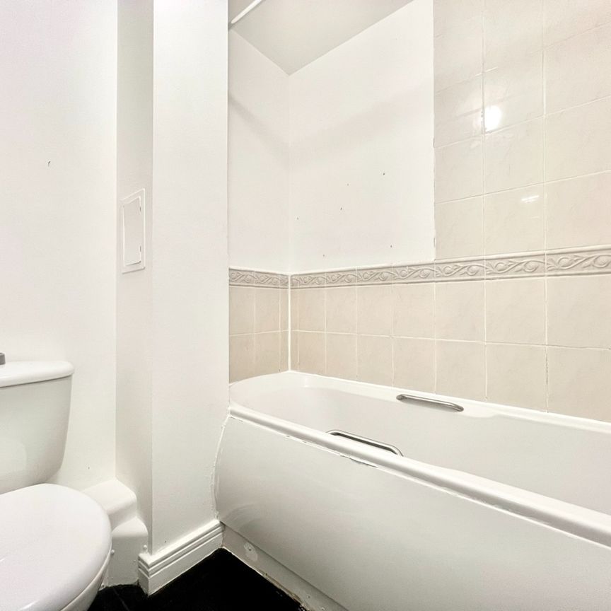 1 Bed Flat, Central House, E15 - Photo 1