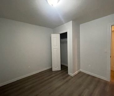 Fleetwood Lovely 3 Bedroom Suite - Photo 6