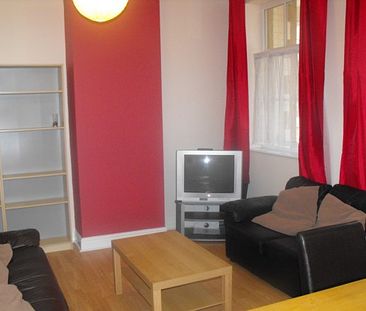 6 Bed - Apartment - Bradford - Photo 1