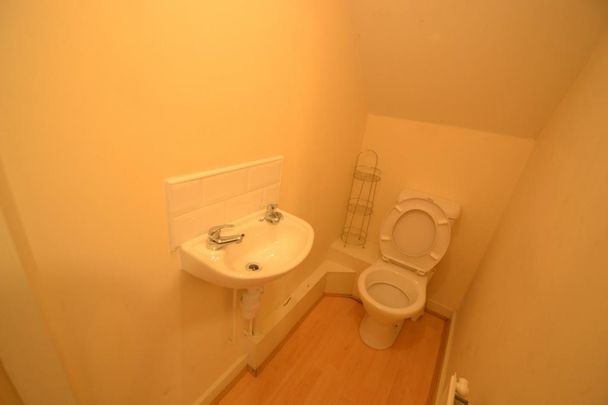 3 bedroom townhouse to rent - Photo 1
