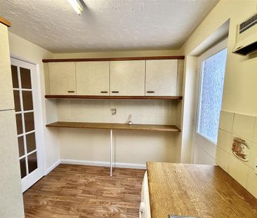 2 bedroom terraced house to rent - Photo 5