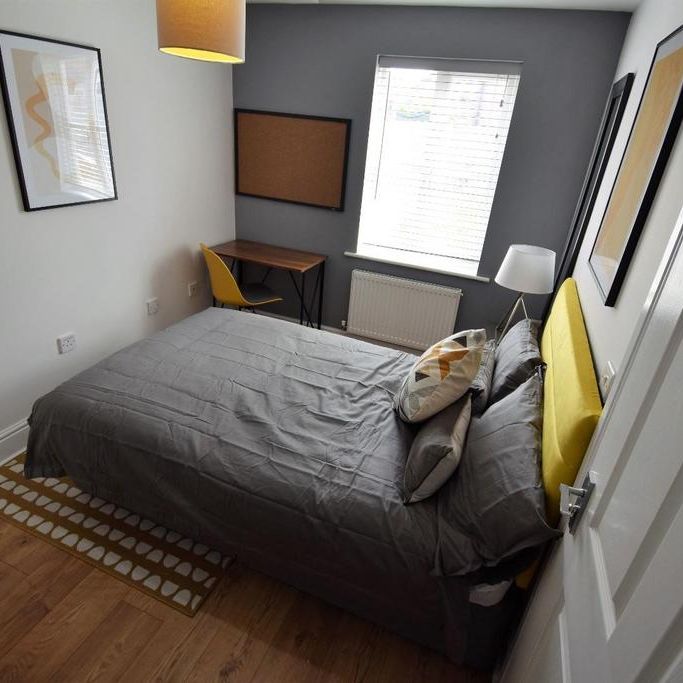 1 bedroom in a house share to rent - Photo 1