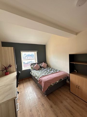 Fawcett Street, Sunderland - Photo 4
