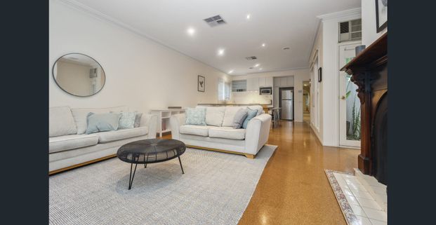 FULLY FURNISHED - CONTACT AGENT FOR AVAILABILITY - Photo 1