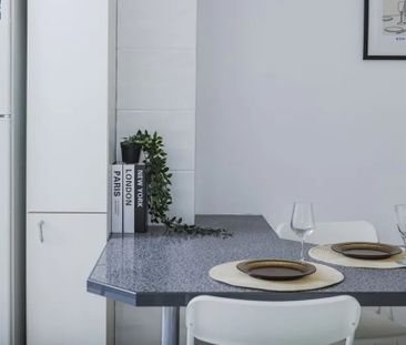 Carrer dAlvaro de Bazan, Valencia, Valencian Community 46010 - Photo 1