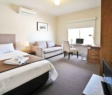 Room 12 (Non Ensuite) - Photo 1
