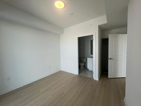 For Lease - 15 Skyridge Drive Unit# 701, Brampton, Ontario - Photo 4