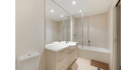 Spacious one bedroom in Newquay - Photo 3