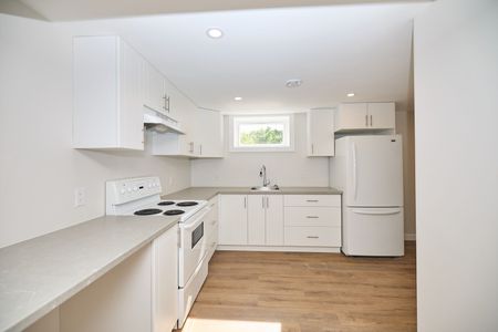 For Lease - 3305 Nineteenth Street, Lincoln, Ontario - Photo 5