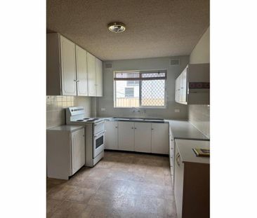 TWO BEDROOM GROUND FLOOR UNIT - Photo 6