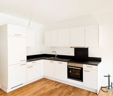 Helle 3-Zimmer-Wohnung mit EBK in guter Lage! - Photo 5