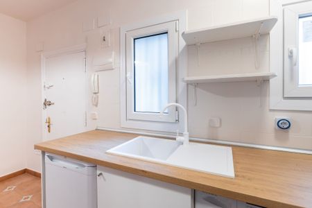 Piso de alquiler en Calle de Buenavista, 34, Embajadores - Lavapiés - Photo 3