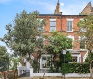 4 bedroom semi-detached house to rent - Photo 2