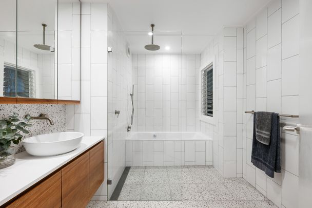 24 Palmgrove Road, Avalon Beach NSW 2107 - House For Rent | Domain - Photo 1