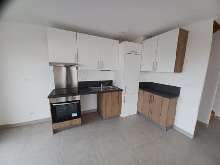 Location Maison 5 pièces 101m² VEIGNE 37250 - Photo 4