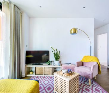 2 Bed Flat, Pienna Apartments, HA9 - Photo 1