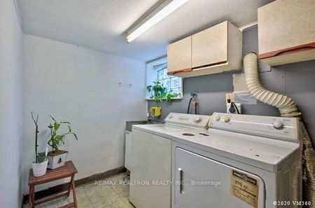 For Lease - 468 Northcliffe Boulevard, Toronto, Ontario - Photo 2