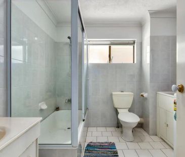 “Spacious Apartment in Leafy Highgate Hill!” - Photo 5