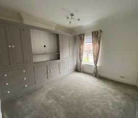 3 bedroom end of terrace house to rent - Photo 3