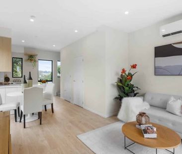 Charming 2-Bedroom Home in Ranui - Photo 3