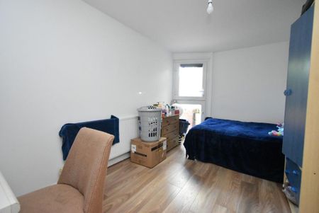 6 bedroom semi-detached house to rent - Photo 3