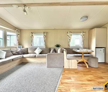 3 bedroom park home to rent - Photo 4